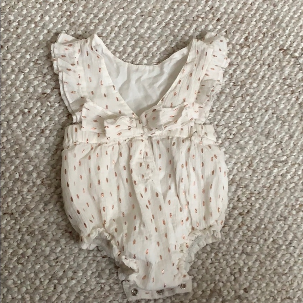 Cute romper - Picture 2 of 2